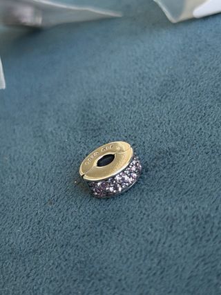 Clip Pandora Circonitas Azul y Blanco