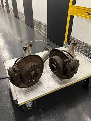 Brazos traseros disco BMW E30