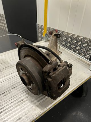 Brazos traseros disco BMW E30