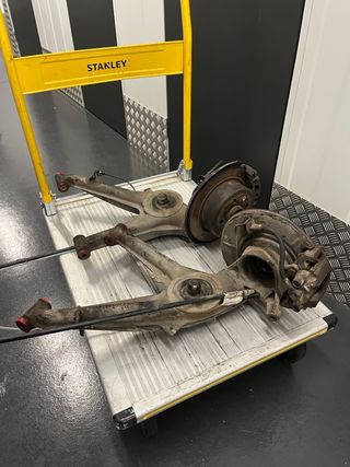 Brazos traseros disco BMW E30