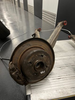Brazos traseros disco BMW E30