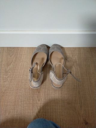 Zapatos abiertos mujer talla 40 beige