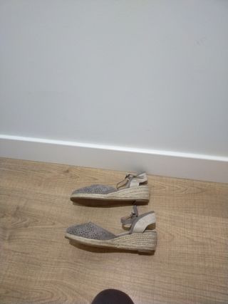 Zapatos abiertos mujer talla 40 beige