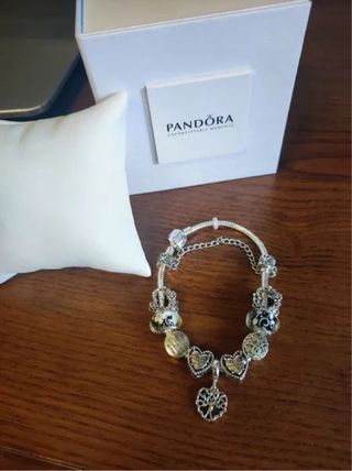 Pulsera Pandora original con charms