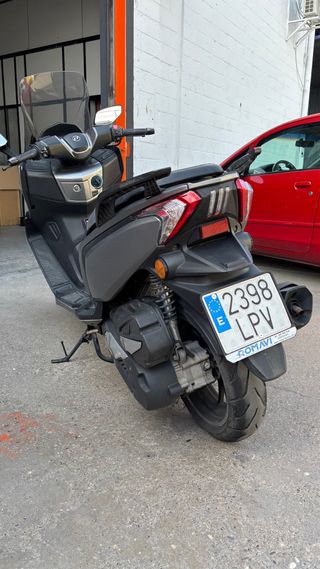 Motocicleta 125 Daelim XQ1 2021