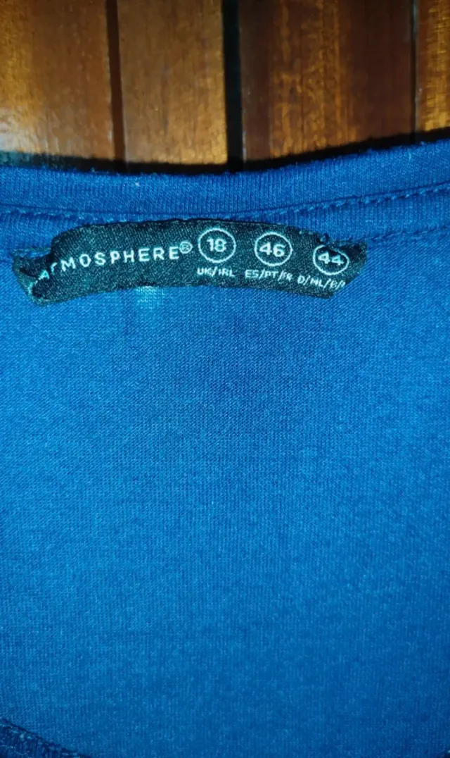 Camisola Azul Escura Com Estampa Never Give Up