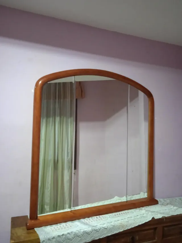 Espejo de madera y cristal
