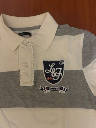 Polo a rayas gris y blanco