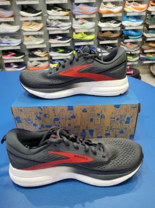 Brooks Trace 3 Talla 42.5