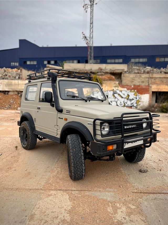 Suzuki Samurai 1990