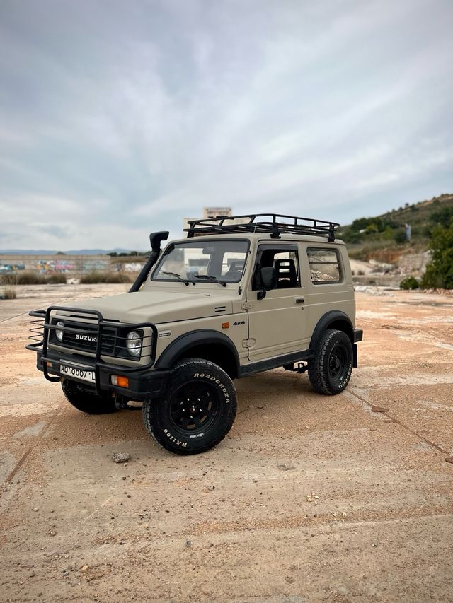 Suzuki Samurai 1990