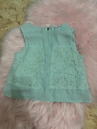 Blusa sin mangas con encaje