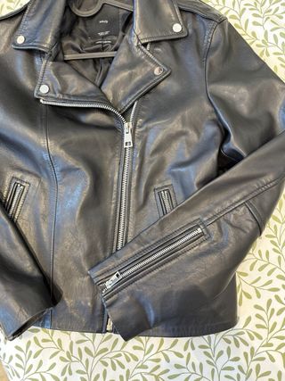 Chaqueta Piel Negra Mango Talla L