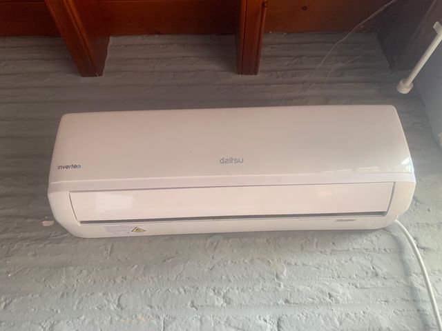 Aire Acondicionado Daikin Inverter Blanco de 3000