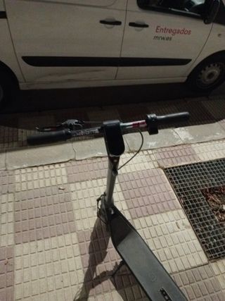 Patinete cecotec como nuevo