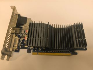 Tarjeta Gráfica ASUS EN210 SILENT 512MB