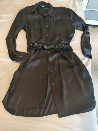 Camisa de raso larga