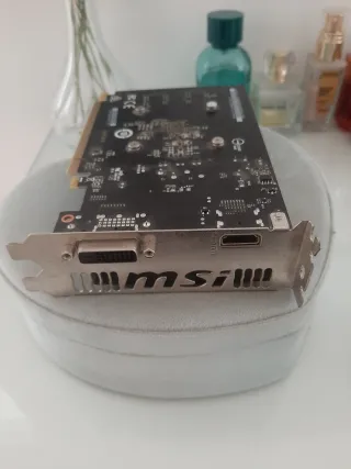 Tarjeta Gráfica MSI Nvidia Geforce GT1030 2GB