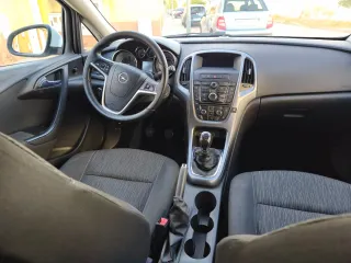 Opel Astra 2015