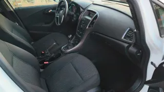 Opel Astra 2015