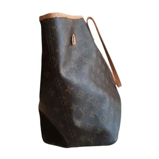 Restauraciones de bolsos ej:Louis Vuitton Neverful