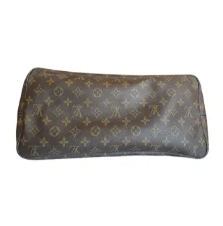 Restauraciones de bolsos ej:Louis Vuitton Neverful