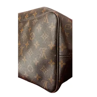 Restauraciones de bolsos ej:Louis Vuitton Neverful