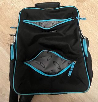 Mochila Oakley vertical para ordenador portatil