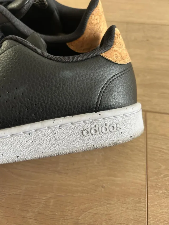 Adidas Advantage Negras