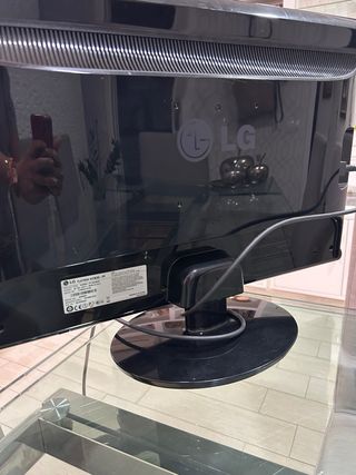 Monitor LG 22 pulgadas.