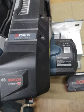 Ingletadora Bosch GCM 18V-216 Profesional