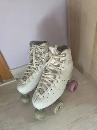 Patines artísticos blancos 250
