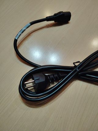 Cable de alimentación negro