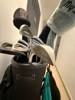 Bolsa de golf y set de palos
