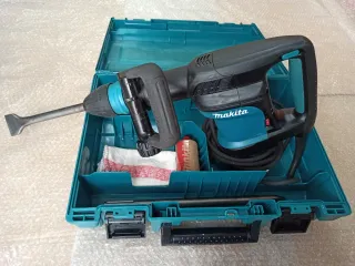 Martillo Makita HM0870 C