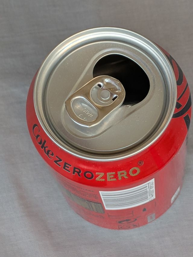 Lata vacía Coca-Cola Zero Belén