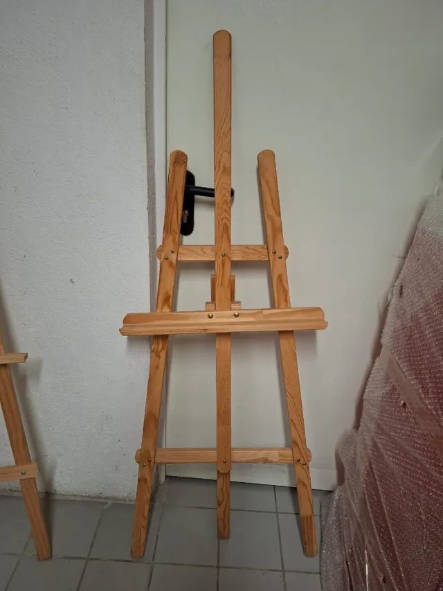 Atril de madera para pintar o exponer cuadros
