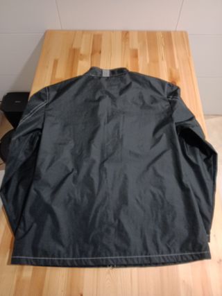 CHAQUETA CORTAVIENTOS MOVISTAR TALLA XL
