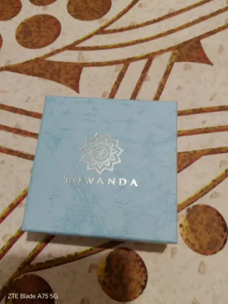 Juego de pendientes y cadena TOWANDA