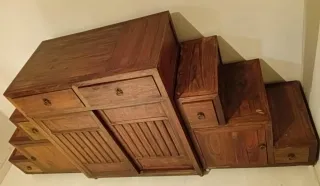 Mueble madera exótica escalonado