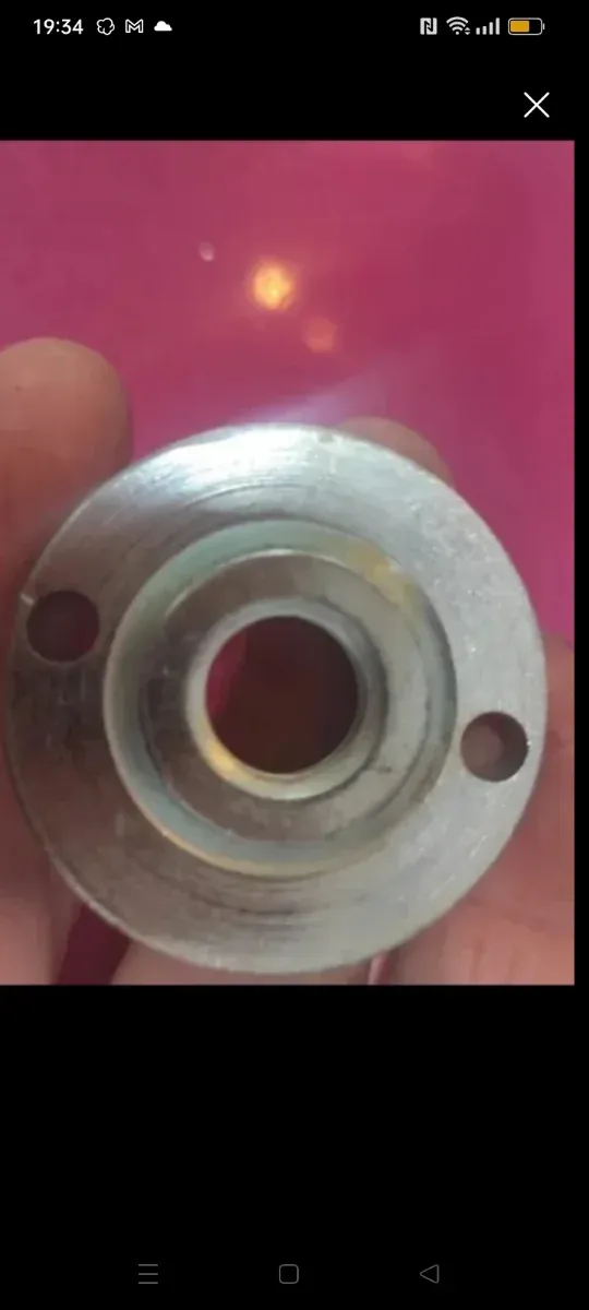 Llave radial y arandela