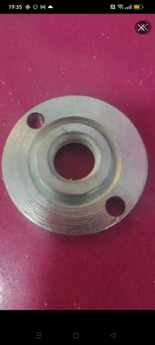 Llave radial y arandela