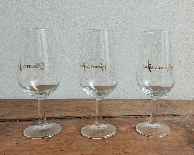 3 Catavinos Vintage Vidrio Soplado con Logo