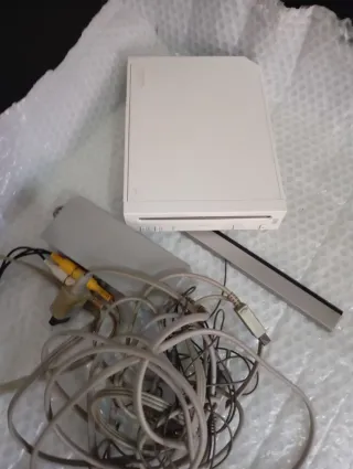 Consola Nintendo Wii Blanca con cableado 