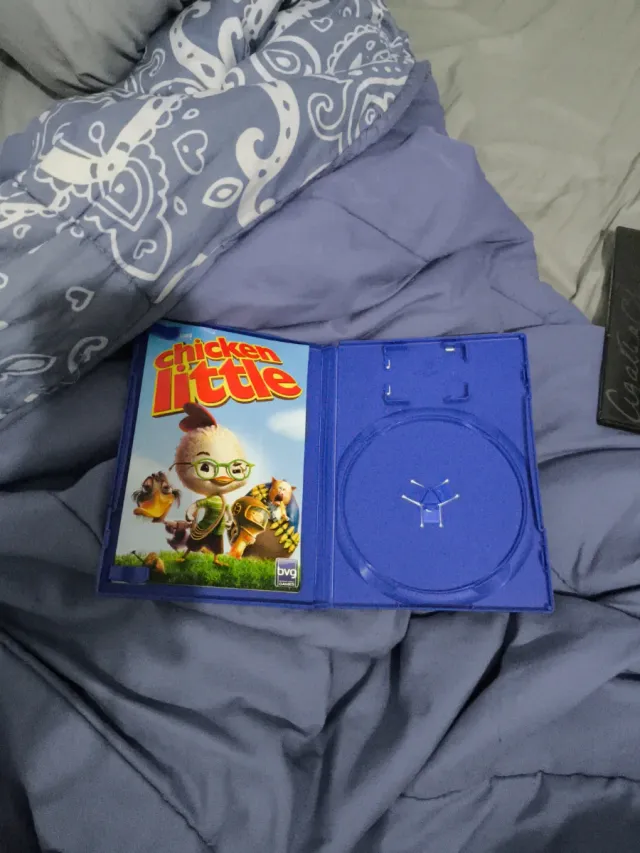 Caja Juego Chicken Little PS2 (Sin Disco)