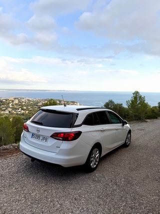 Opel Astra 2016