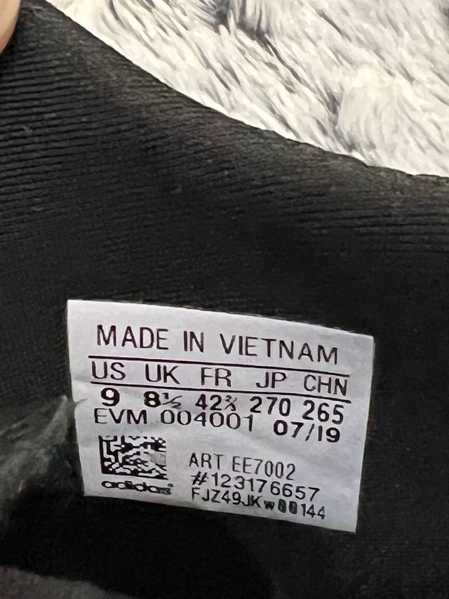 Adidas Ozweego Negro Verde Solar