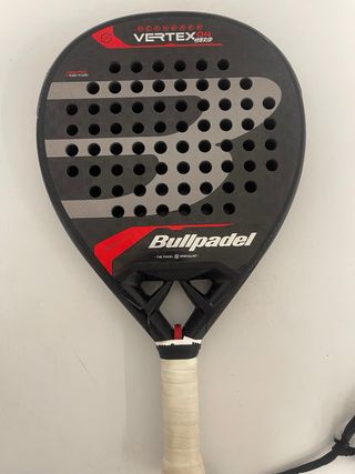Pala Bullpadel Vertex Hybrid 04 ! NUEVA !