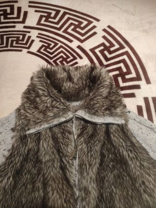 Chaqueta de pelo y punto