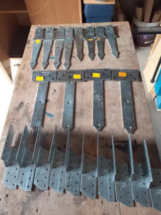 Bisagras grandes de metal